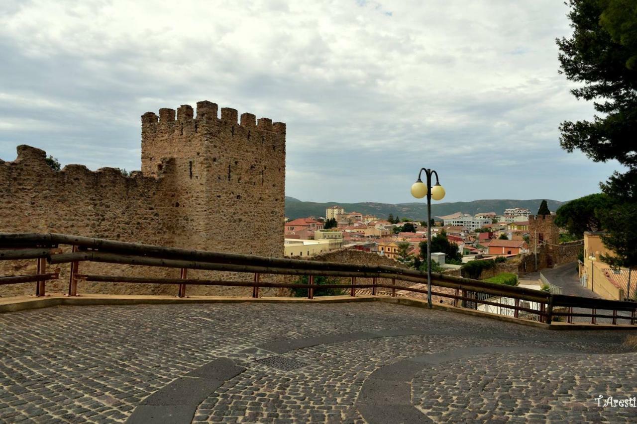 B&B Castello Salvaterra Iglesias Exteriér fotografie